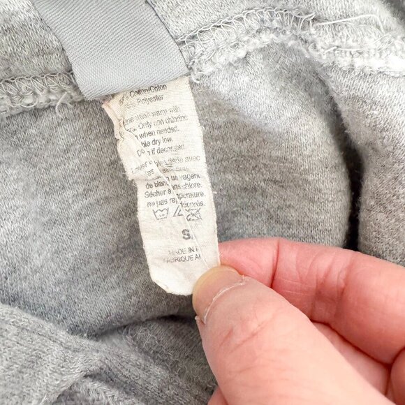 UBC SWEATER HOODIE *FLAW SHOWN - Picture 3 of 8